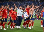 LOL赛事-法国队完胜奥地利队，波尔带队取胜