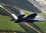 -天火与泥泞，当伊布神迹点燃波兰的血色黎明