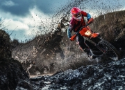 英雄联盟总决赛2025-篮球变革时代，从雷霆五外体系到文班亚马的国际接管