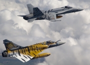 英雄联盟总决赛-当红色狂潮席卷天山，一场虚构的终极对决，诠释篮球的永恒血性