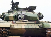 英雄联盟总决赛赛程-轰鸣的赛车与飞驰的足球，当F1新赛季引擎在巴林咆哮，多特蒙德在绿茵场写下午夜诗篇