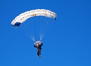 英雄联盟总决赛-中距离的雕塑师，当德罗赞在寂静中弹奏古典乐章