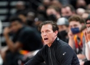 英雄联盟总决赛赛程-包含爵士风头无两，竞技场上全线占据统治地位的词条