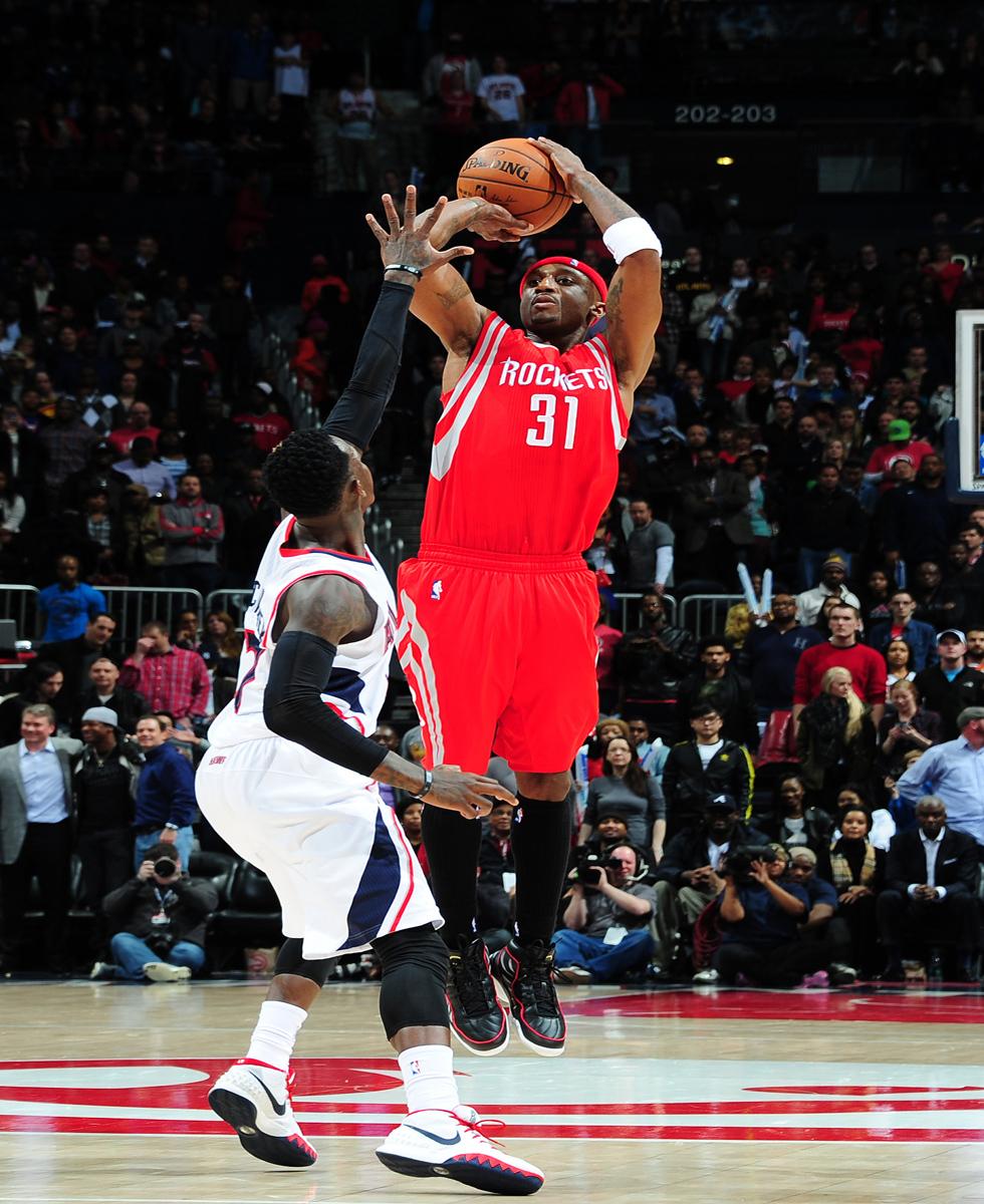 人客场逆转老鹰,取得三连胜的简单介绍 人客场逆转老鹰,取得三连胜的简单介绍