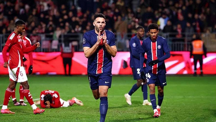 关于里尔将迎战斯特拉斯堡,备战有序的信息 关于里尔将迎战斯特拉斯堡,备战有序的信息