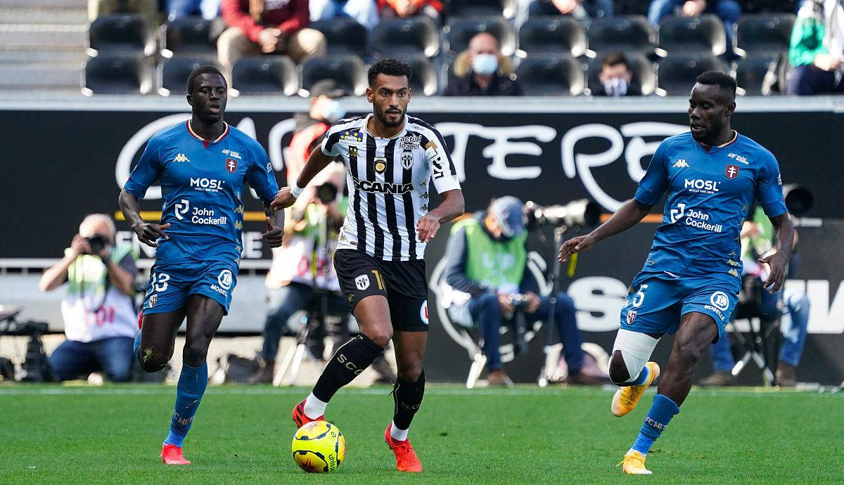 圣埃蒂安主场负于摩纳哥,洞悉不败纪录的简单介绍 圣埃蒂安主场负于摩纳哥,洞悉不败纪录的简单介绍