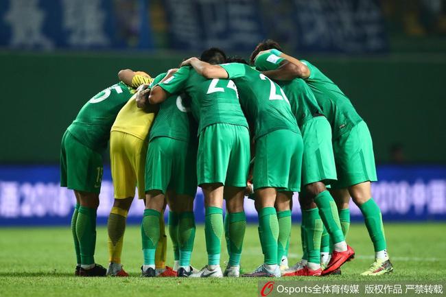 完美防守!球队零封对手取得胜利 完美防守!球队零封对手取得胜利