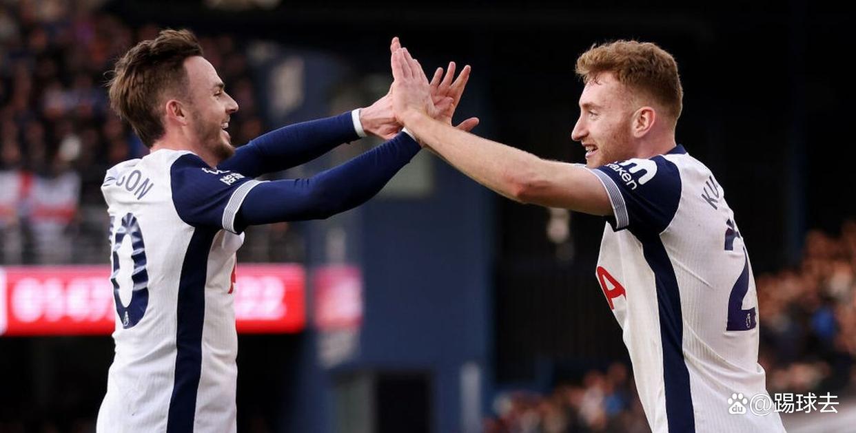 热刺新帅上任后改变战术,球队表现出新气象 热刺新帅上任后改变战术,球队表现出新气象