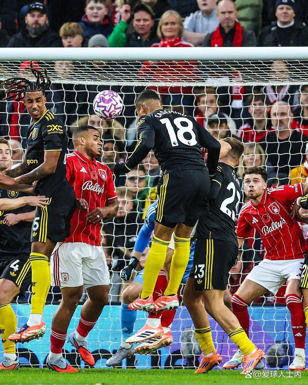 拜仁慕尼黑球员抵法国,备战明日法甲比赛 拜仁慕尼黑球员抵法国,备战明日法甲比赛