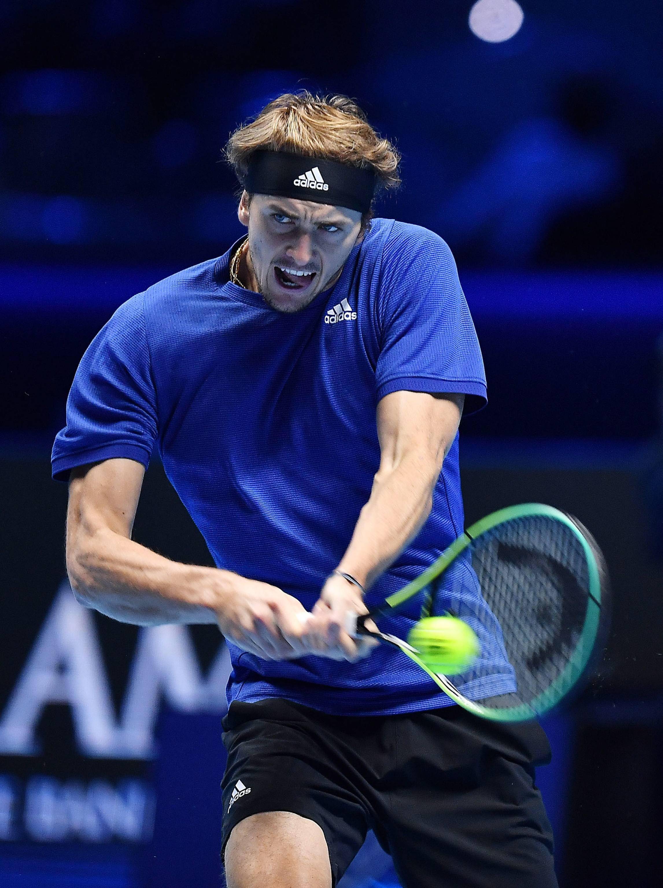 美网轻取年终总决赛,兹维列夫带队取胜 美网轻取年终总决赛,兹维列夫带队取胜